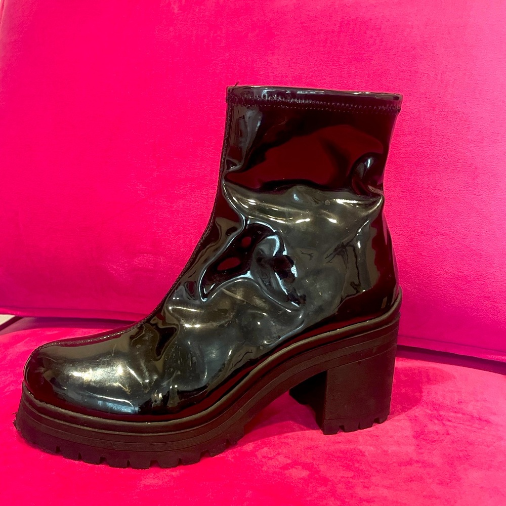 Steve Madden Sawyer Platform Boots